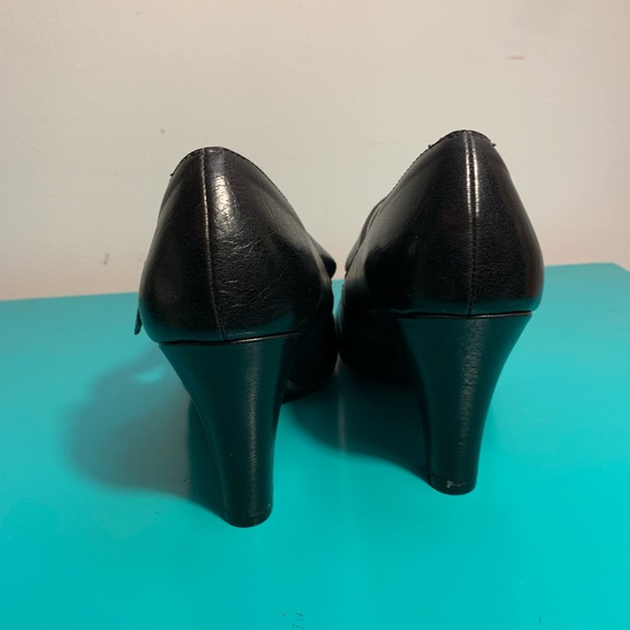 Classified Taylor Black Heels size 7 - Picture 3 of 6